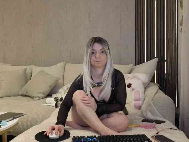 SarahAnn_Official webcam