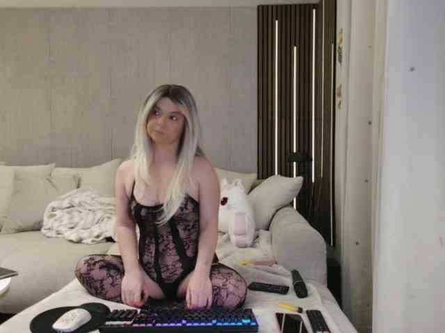 SarahAnn_Official webcam