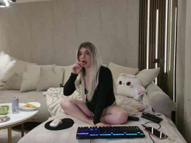 SarahAnn_Official webcam