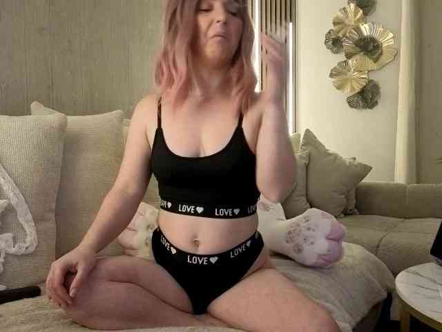 SarahAnn_Official webcam