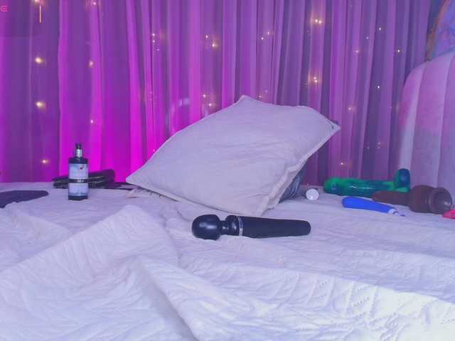 hanks-star from BongaCams is Freechat