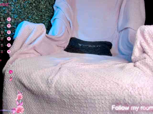 LeenyLipss LeenyLipss