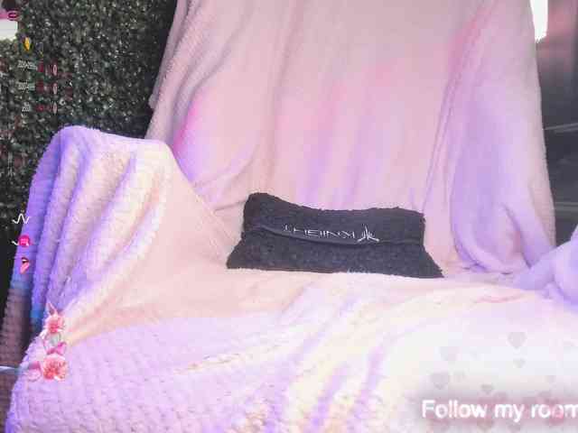 LeenyLipss LeenyLipss