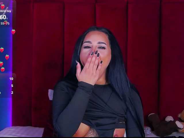 madylux's BongaCams show and profile