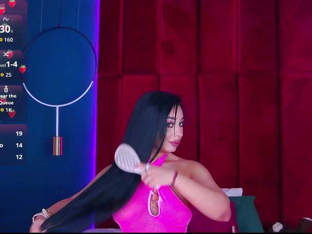 madylux's BongaCams show and profile