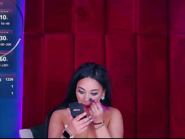 madylux's BongaCams profile