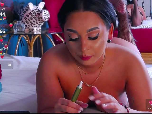 madylux's BongaCams show and profile