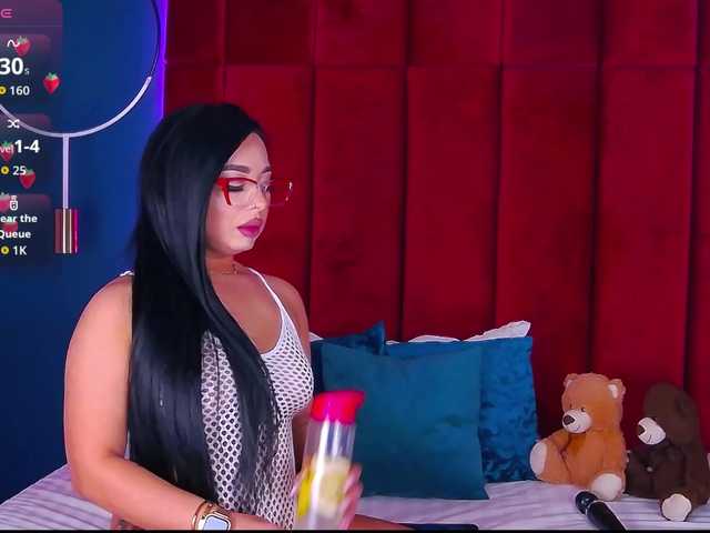 madylux's BongaCams show and profile