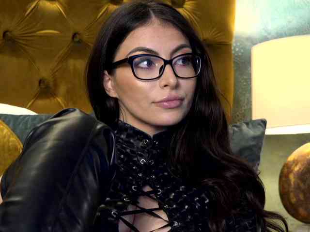 MoniqueMinx Live Webcam on BongaCams