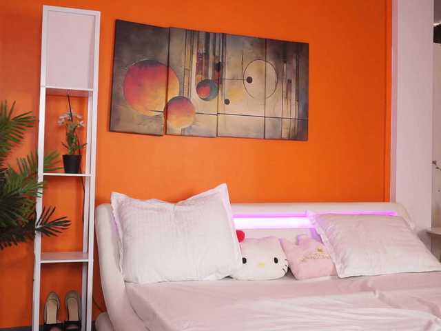 LovingBlondie's BongaCams show and profile