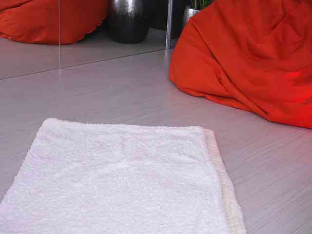 LovingBlondie webcam