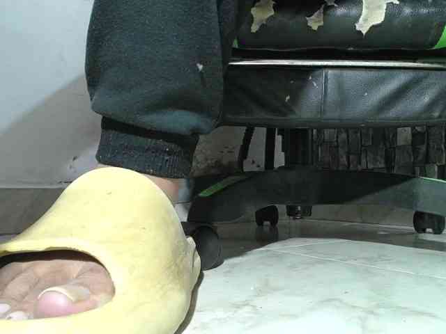 srfindomfeet srfindomfeet