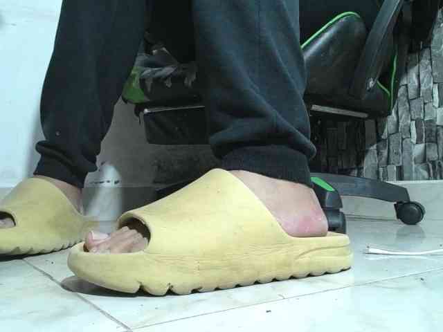 srfindomfeet srfindomfeet