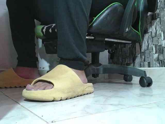 srfindomfeet srfindomfeet