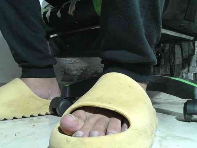 srfindomfeet srfindomfeet