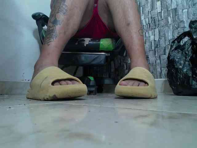srfindomfeet Live Webcam on BongaCams