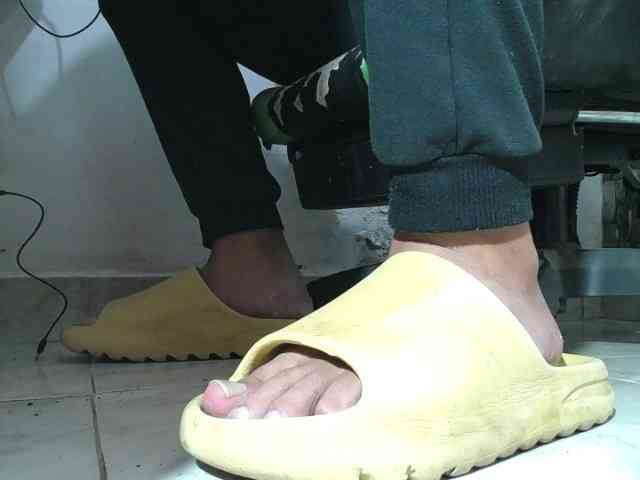 srfindomfeet srfindomfeet