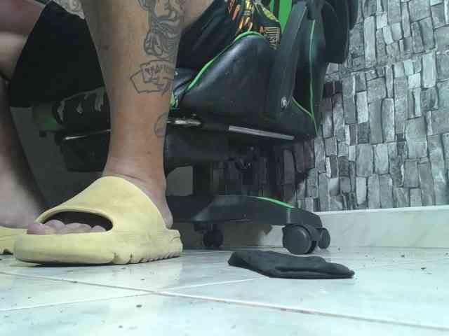 srfindomfeet srfindomfeet