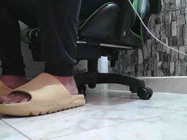 srfindomfeet srfindomfeet