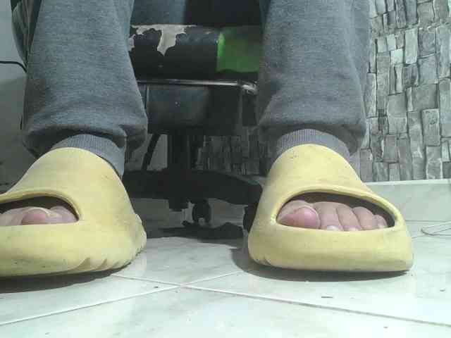 srfindomfeet