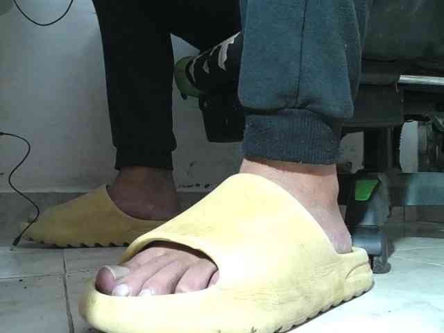 srfindomfeet srfindomfeet