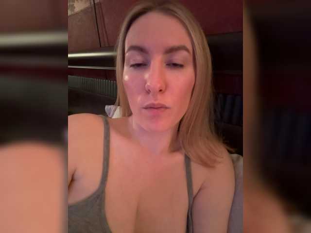 Rinaaamur's BongaCams show and profile