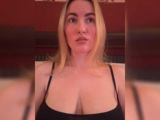 Rinaaamur's BongaCams show and profile