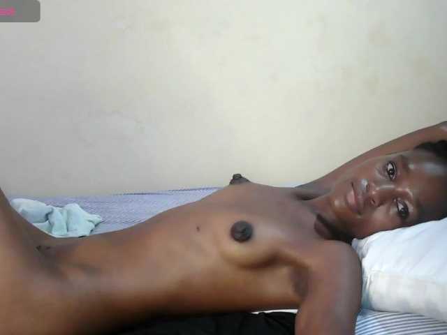 sexy-dee's BongaCams show and profile