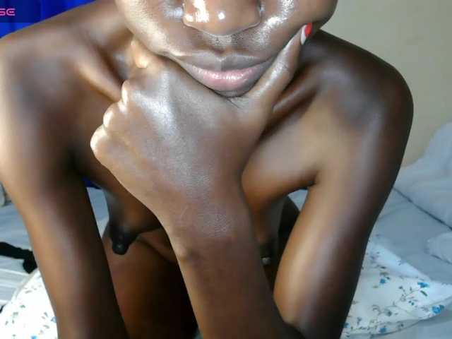 sexy-dee's BongaCams show and profile