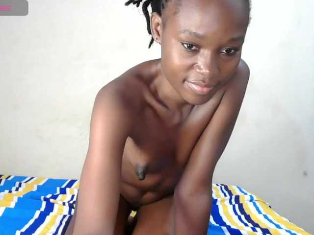 sexy-dee's BongaCams show and profile