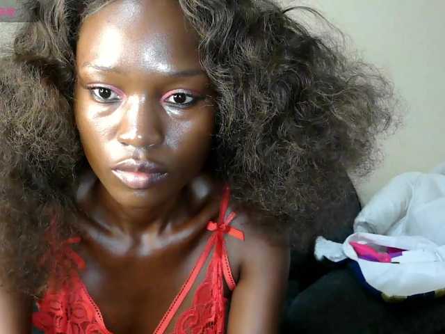 sexy-dee Live Cam on BongaCams