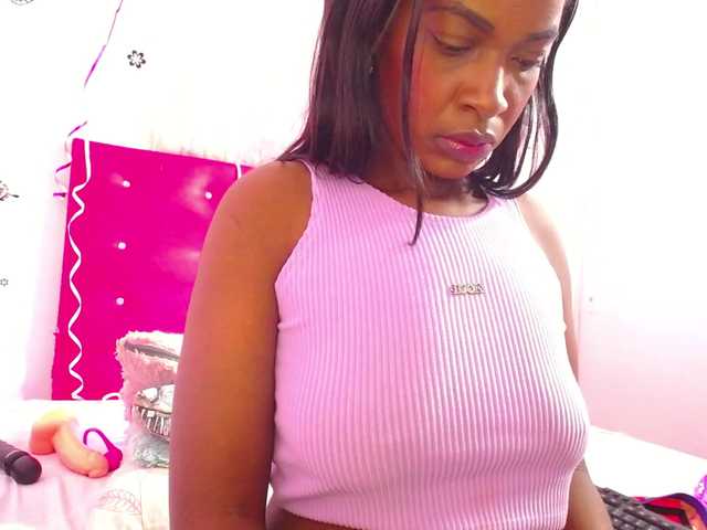 Naugthy-choko's BongaCams show and profile