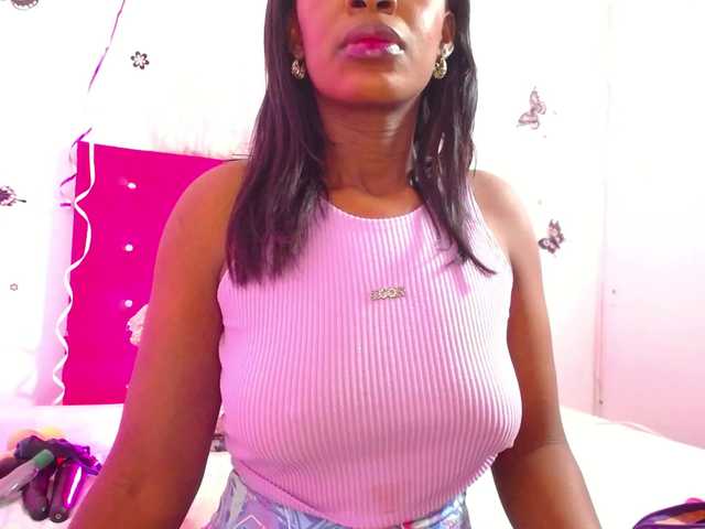 Naugthy-choko's BongaCams show and profile