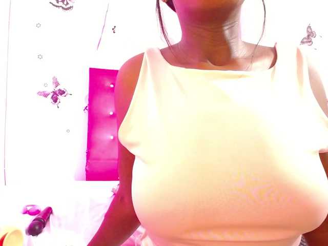 Naugthy-choko's BongaCams show and profile