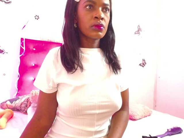 Naugthy-choko's BongaCams show and profile