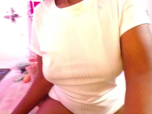 Naugthy-choko's BongaCams show and profile