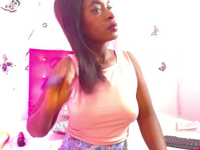 Naugthy-choko's BongaCams show and profile