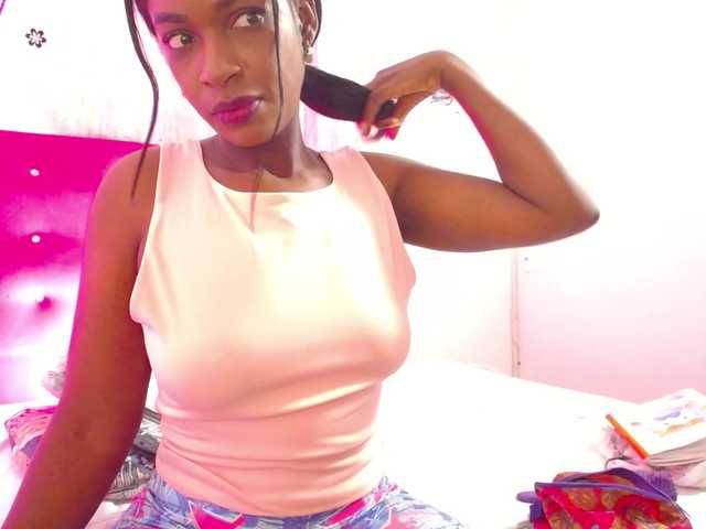 Naugthy-choko's BongaCams show and profile