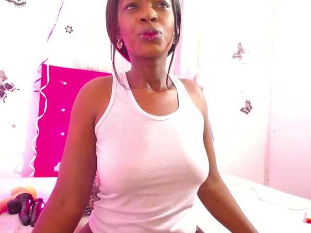 Naugthy-choko's BongaCams show and profile