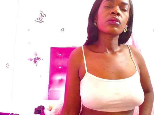 Naugthy-choko webcam