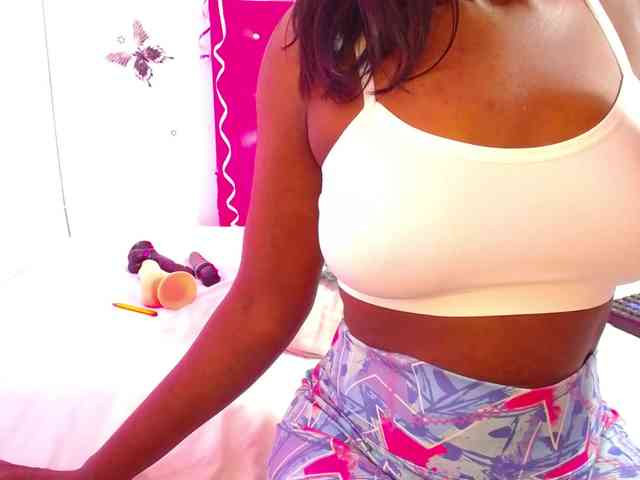 Naugthy-choko webcam