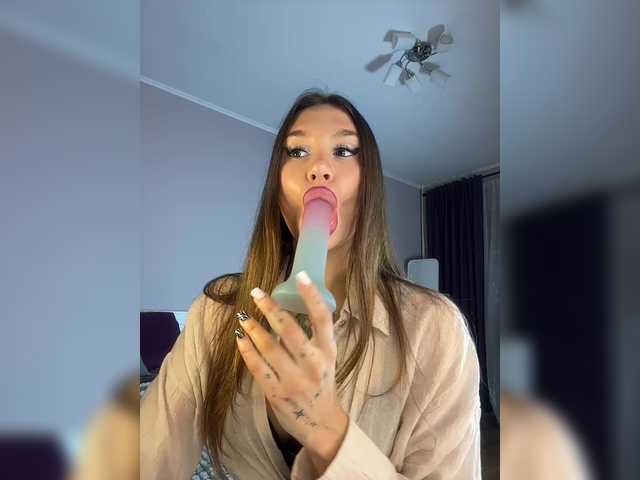 в попе у sofi-love