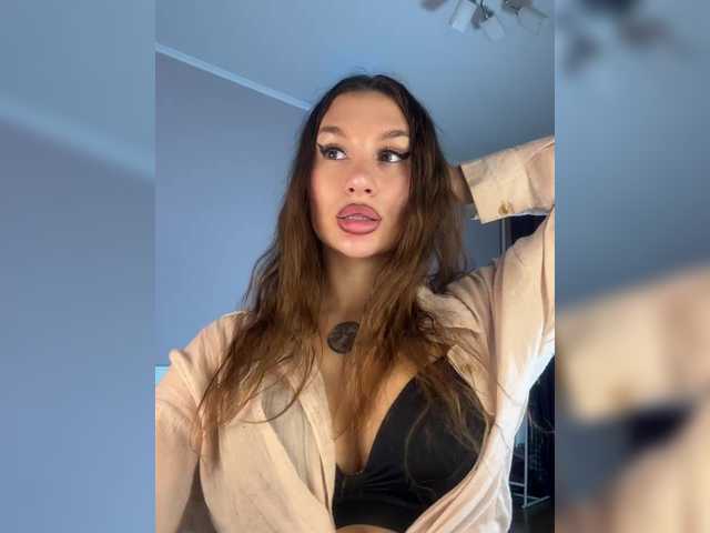 sofi-love's BongaCams show and profile