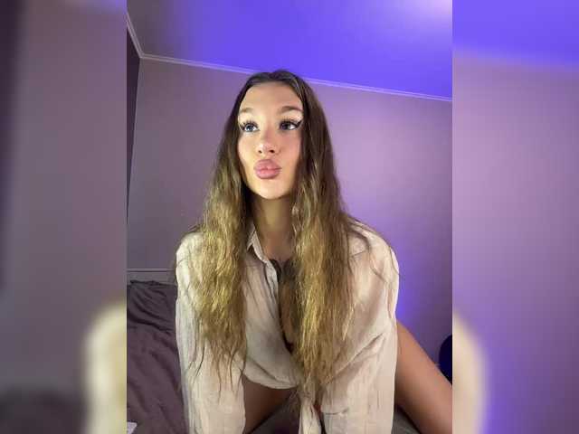 sofi-love's BongaCams show and profile