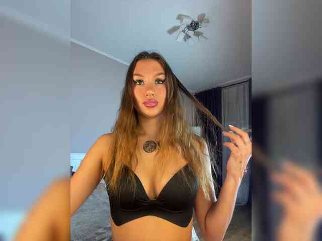 sofi-love Live Webcam on BongaCams