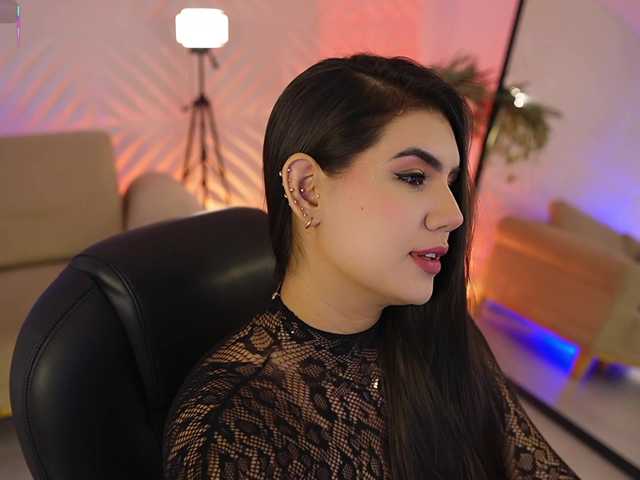 AngelicaVega's BongaCams show and profile