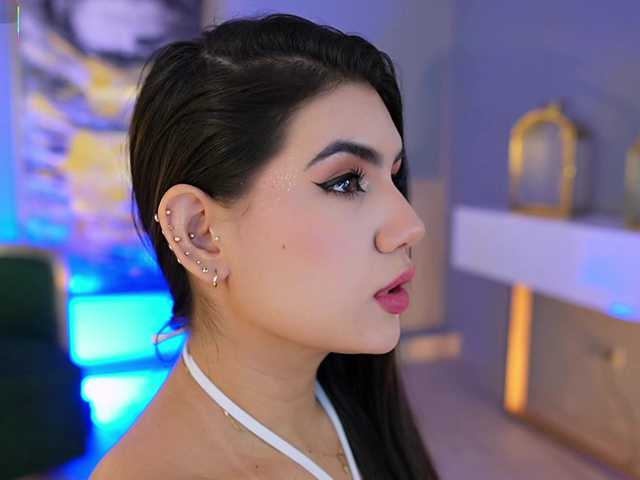 AngelicaVega's BongaCams show and profile