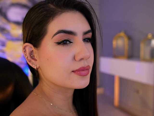 AngelicaVega's BongaCams show and profile