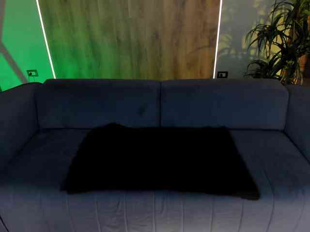 AngelicaVega webcam