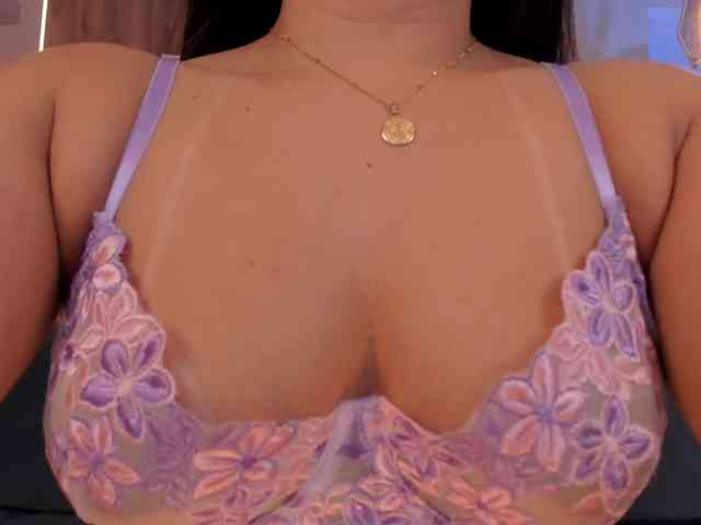 AngelicaVega webcam